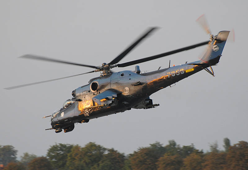 10b.jpg -  blue tiger Mi-35  